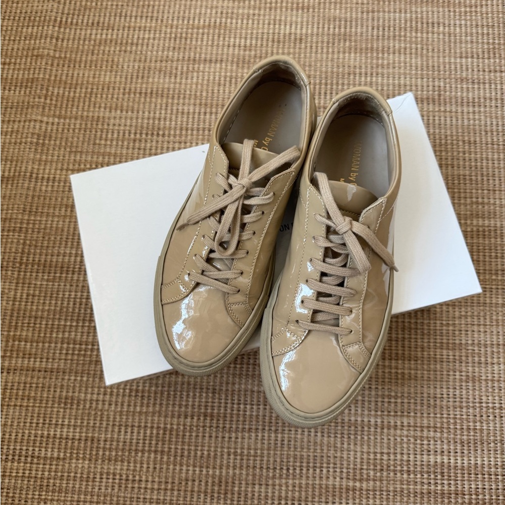 Common Projects Achilles Low Sneakers